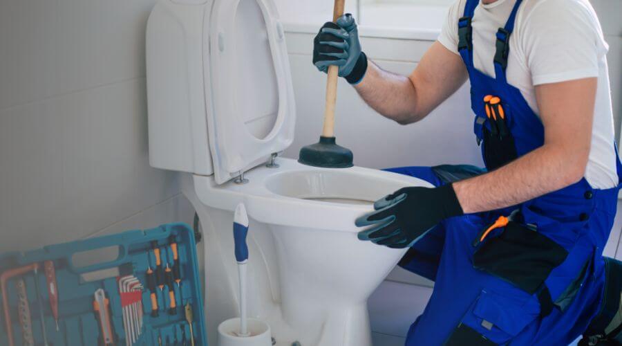Expert burst pipe repair services in Wesson, MS